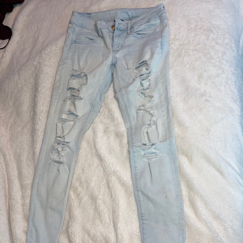american eagle ripped jeans